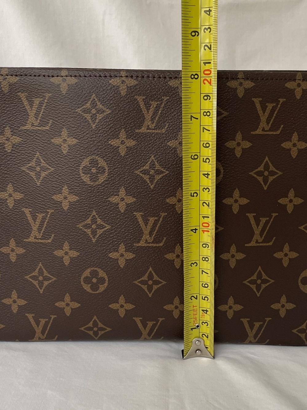 ~Louis Vuitton~ Toiletry Pouch Bag 10” - Picture 10 of 13
